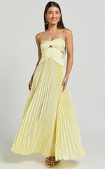 Shay Maxi Dress Sweetheart Cut Out Pleated Dress in Lemon